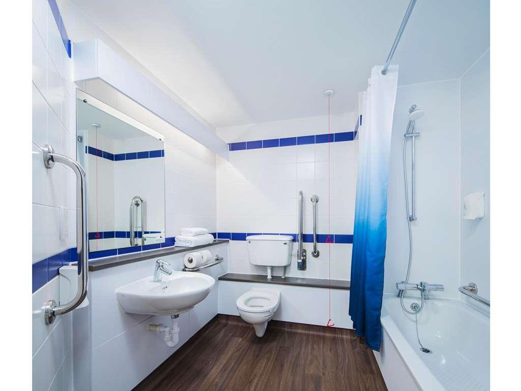 Travelodge Preston Central Cameră foto