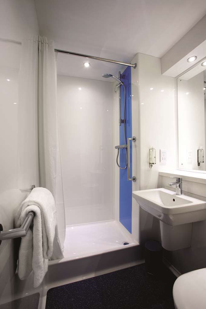 Travelodge Preston Central Cameră foto