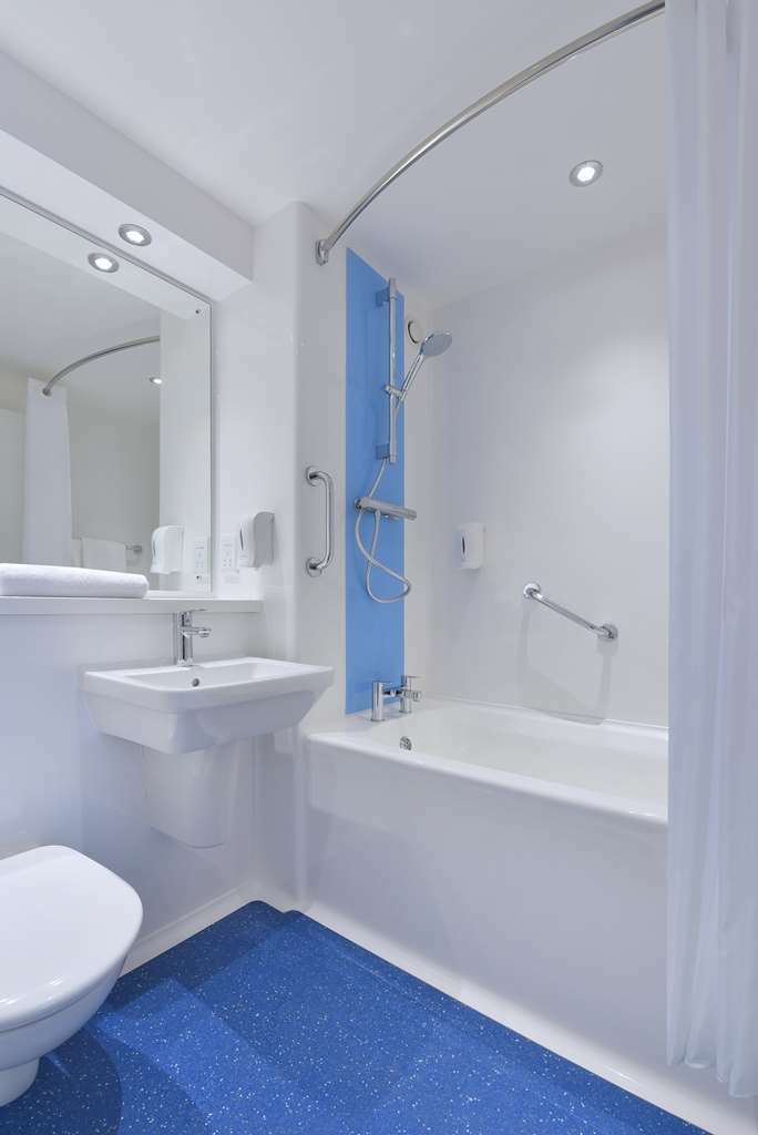 Travelodge Preston Central Cameră foto